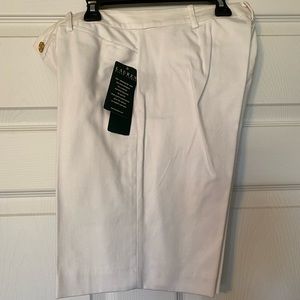 NWT Lauren Ralph Lauren Womens White Shorts (Size 2)